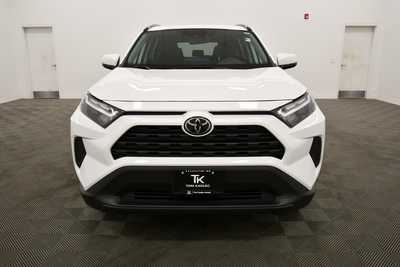 2022 Toyota RAV4, $30999. Photo 11