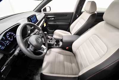 2025 Honda CR-V, $42495. Photo 11