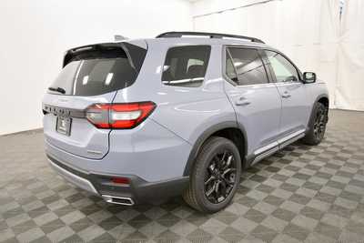 2025 Honda Pilot, $51399. Photo 7