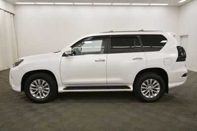 2022 Lexus GX, $51999. Photo 4