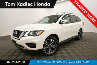 2017 Nissan Pathfinder, $14999. Photo 1