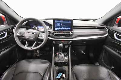 2023 Jeep Compass, $20999. Photo 3