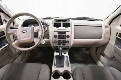 2009 Ford Escape, $5999. Photo 3
