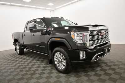 2022 GMC 3500 Crew Cab, $62038. Photo 10