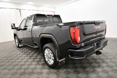 2022 GMC 3500 Crew Cab, $62038. Photo 5