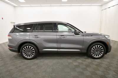 2023 Lincoln Aviator, $52887. Photo 9