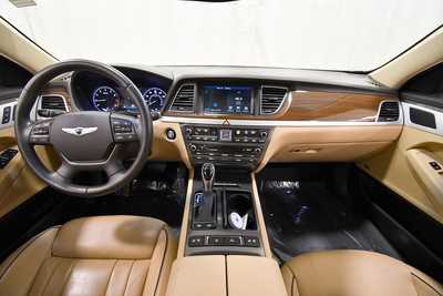 2015 Hyundai Genesis, $16249. Photo 3