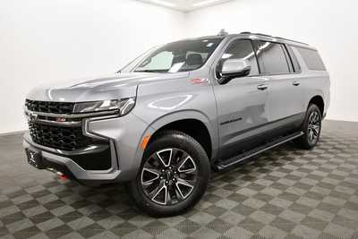 2022 Chevrolet Suburban, $39397. Photo 2