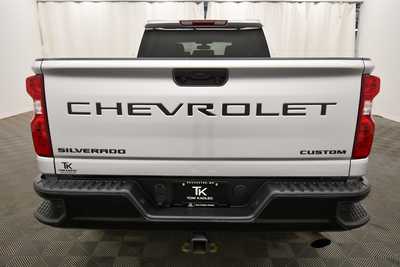 2023 Chevrolet 2500 Crew Cab, $44670. Photo 6