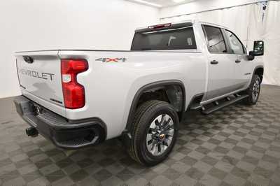 2023 Chevrolet 2500 Crew Cab, $44670. Photo 8