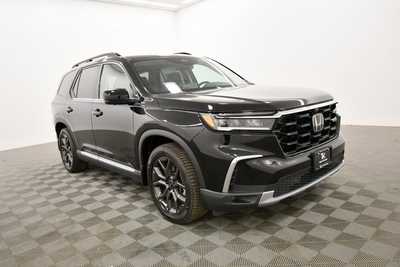 2023 Honda Pilot, $44499. Photo 10