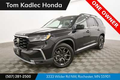 2023 Honda Pilot, $44499. Photo 1