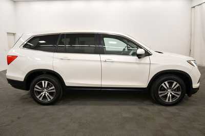 2016 Honda Pilot, $13679. Photo 9