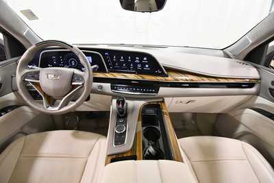 2023 Cadillac Escalade ESV, $83999. Photo 3