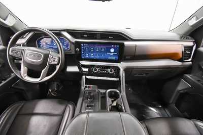 2024 GMC 1500 Crew Cab, $58438. Photo 3