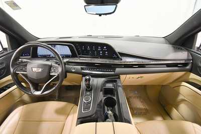 2021 Cadillac Escalade, $60928. Photo 3