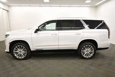 2021 Cadillac Escalade, $60928. Photo 4