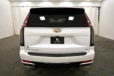 2021 Cadillac Escalade, $60928. Photo 6
