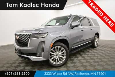 2021 Cadillac Escalade ESV, $58679. Photo 1