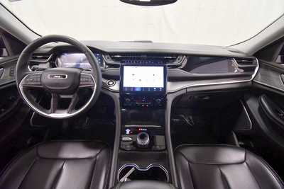 2023 Jeep Grand Cherokee, $30249. Photo 3