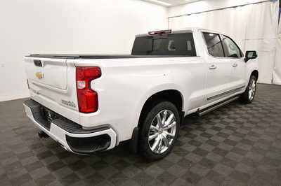 2022 Chevrolet 1500 Crew Cab, $46499. Photo 8