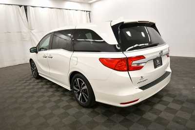 2018 Honda Odyssey, $22499. Photo 5