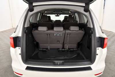 2018 Honda Odyssey, $22499. Photo 7
