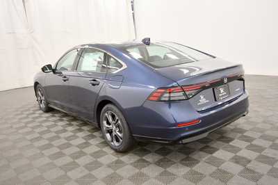 2025 Honda Accord, $36090. Photo 5