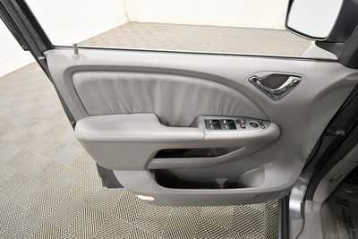 2010 Honda Odyssey, $9662. Photo 12
