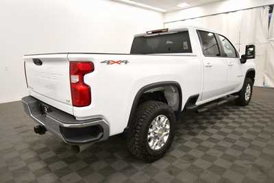 2023 Chevrolet 3500 Crew Cab, $52999. Photo 8
