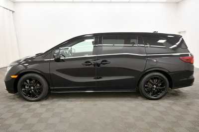 2023 Honda Odyssey, $39399. Photo 4