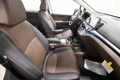 2025 Honda Odyssey, $53085. Photo 12