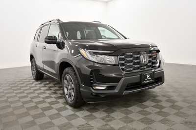 2025 Honda Passport, $43880. Photo 9