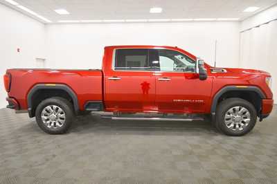 2023 GMC 3500 Crew Cab, $67921. Photo 9