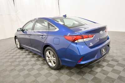 2018 Hyundai Sonata, $15999. Photo 5