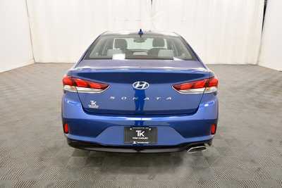2018 Hyundai Sonata, $15999. Photo 6