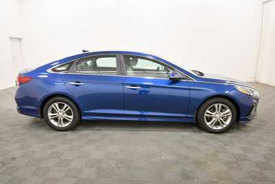 2018 Hyundai Sonata, $15999. Photo 8