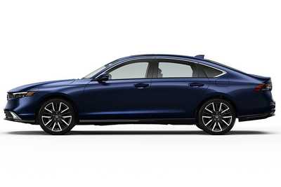 2025 Honda Accord, $39300. Photo 4