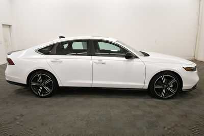 2023 Honda Accord, $27999. Photo 8