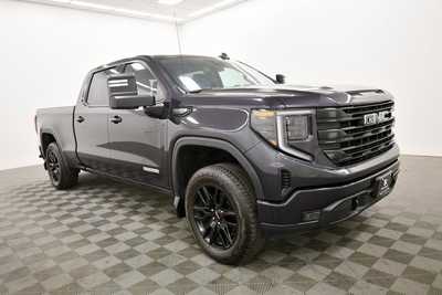 2023 GMC 1500 Crew Cab, $44999. Photo 10