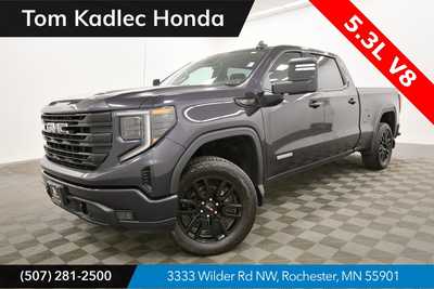 2023 GMC 1500 Crew Cab, $44999. Photo 1