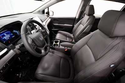 2024 Honda Odyssey, $40999. Photo 12