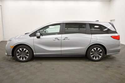 2024 Honda Odyssey, $40999. Photo 3
