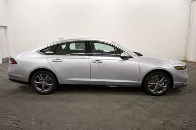 2025 Honda Accord, $36090. Photo 8