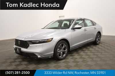 2025 Honda Accord, $36090. Photo 1
