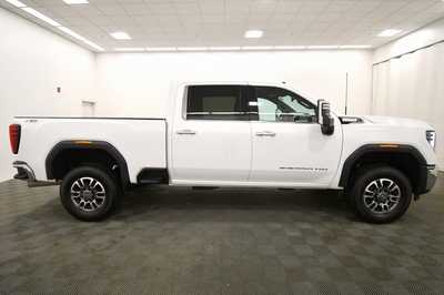 2024 GMC 3500 Crew Cab, $71999. Photo 9