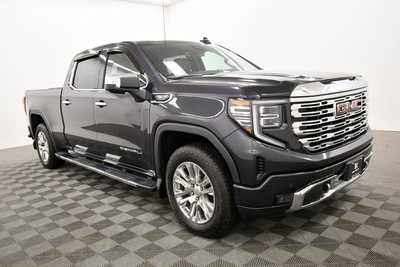 2023 GMC 1500 Crew Cab, $56999. Photo 10