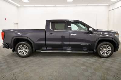 2023 GMC 1500 Crew Cab, $56999. Photo 9