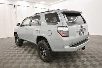 2022 Toyota 4Runner, $42999. Photo 5