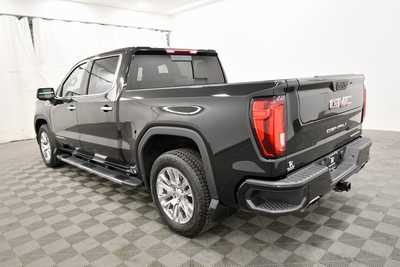 2021 GMC 1500 Crew Cab, $46999. Photo 5